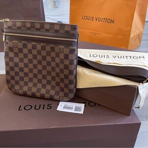 Louis Vuitton Pochette Bosphore Damier Ebene
